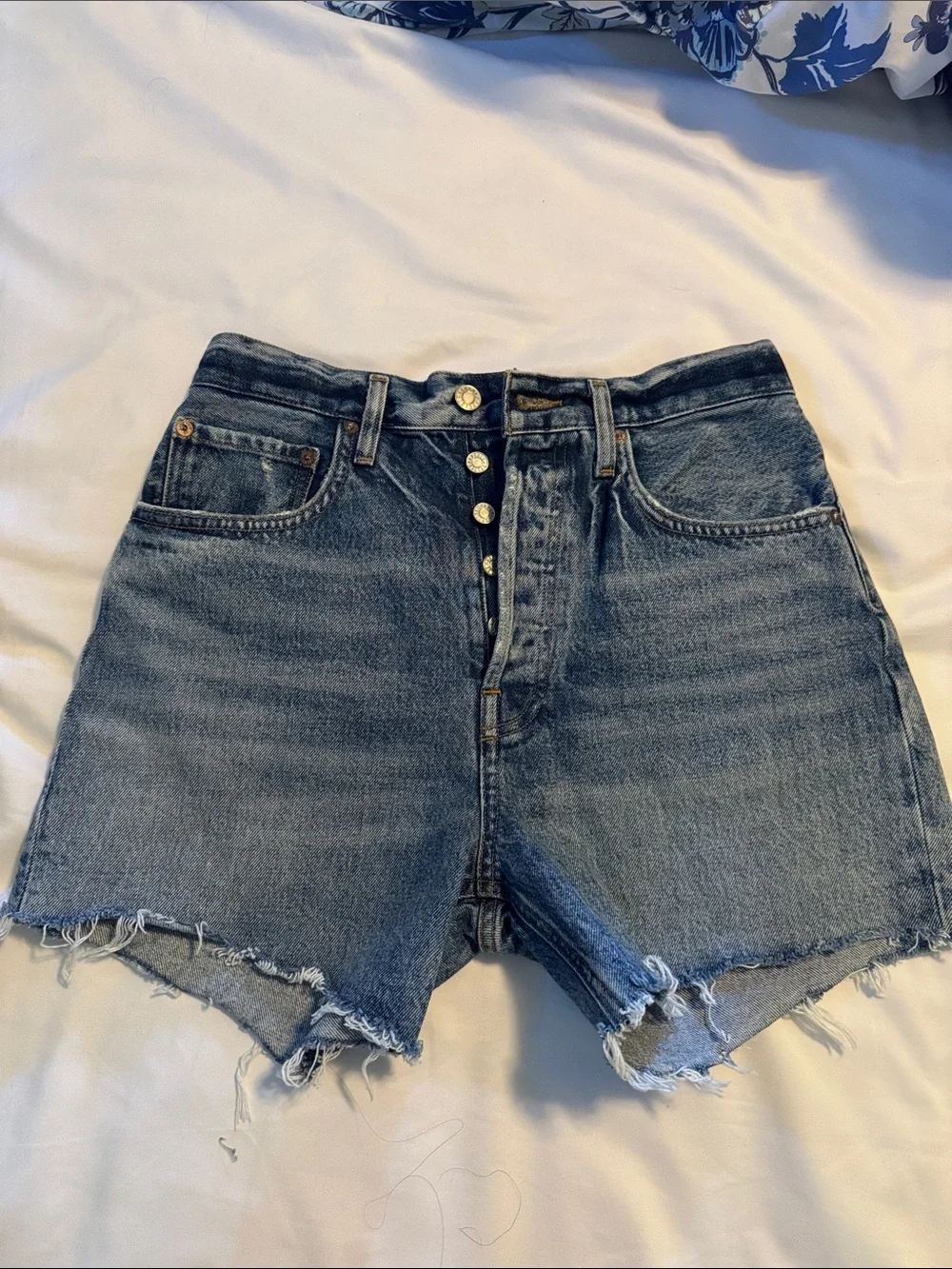 Agolde High-Rise Button-Fly Jean Shorts in Blue Wash - Picture 1 of 4